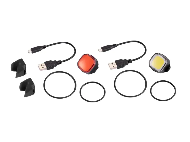 Giant Cast 30 Combo Tail Lights-1